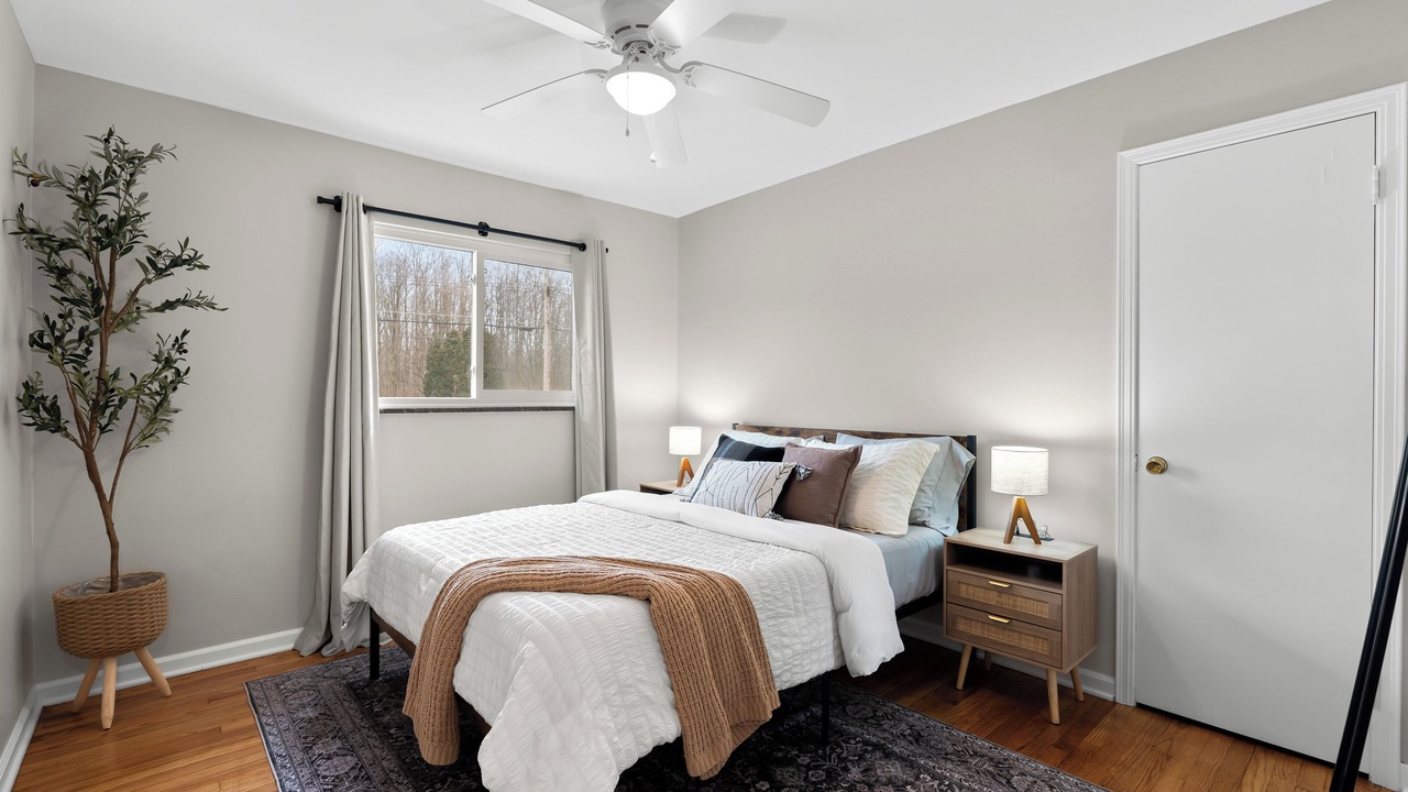 Photo of Bedroom in Livonia