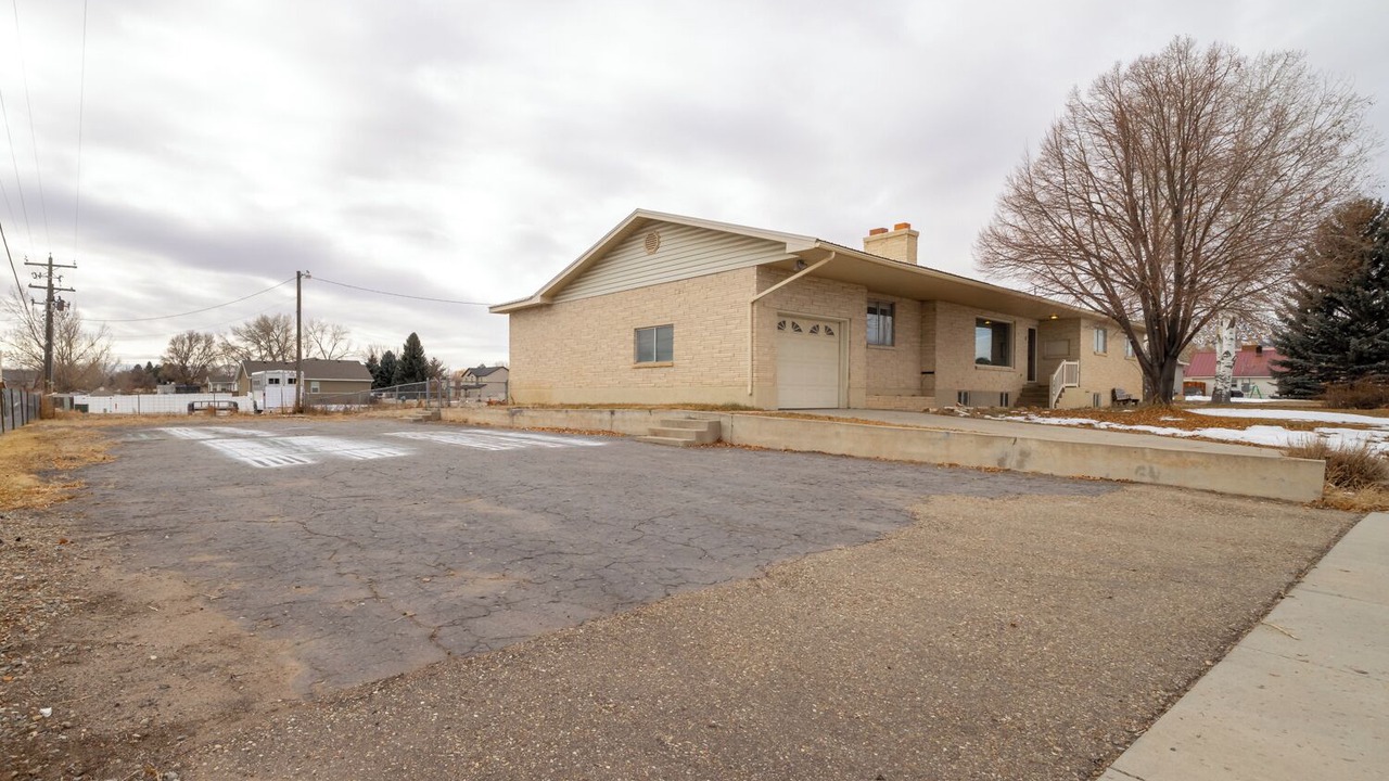 Photo of Outdoor in Maeser
