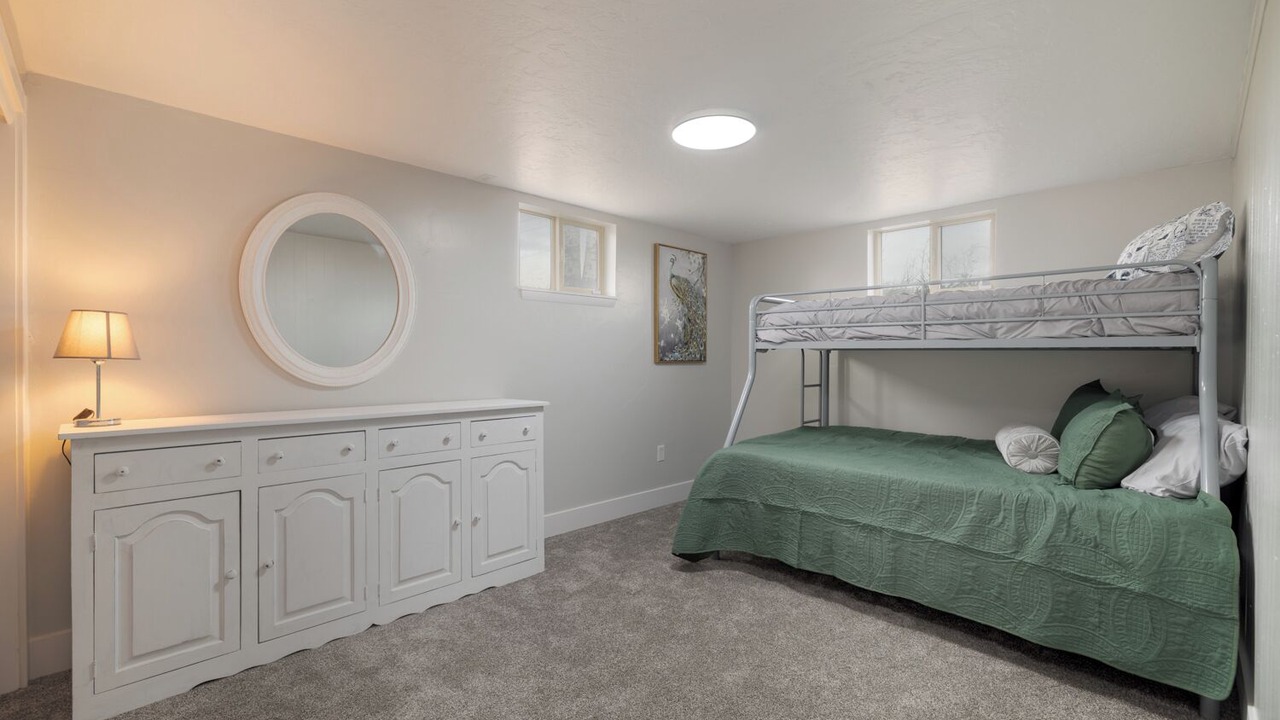Photo of Bedroom in Maeser