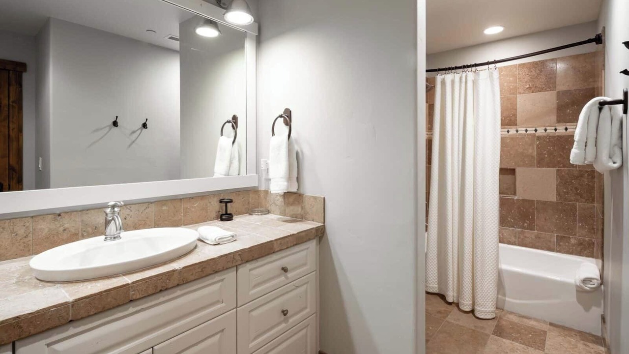 Photo of Bathroom in Spanish Peaks