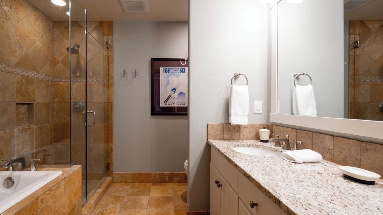 Photo of Bathroom in Spanish Peaks