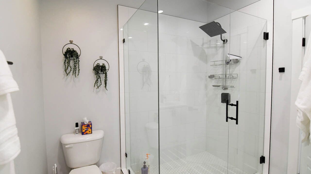Photo of Bathroom in Veterans Park