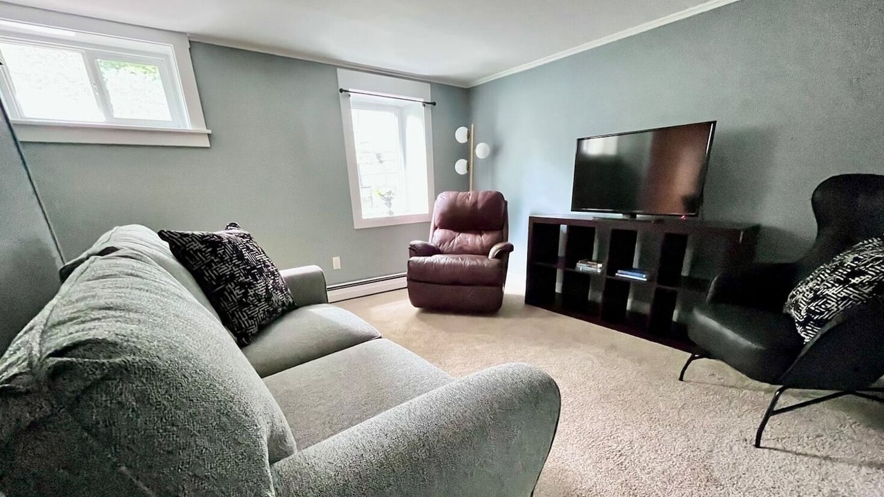 Photo of Bedroom in University District