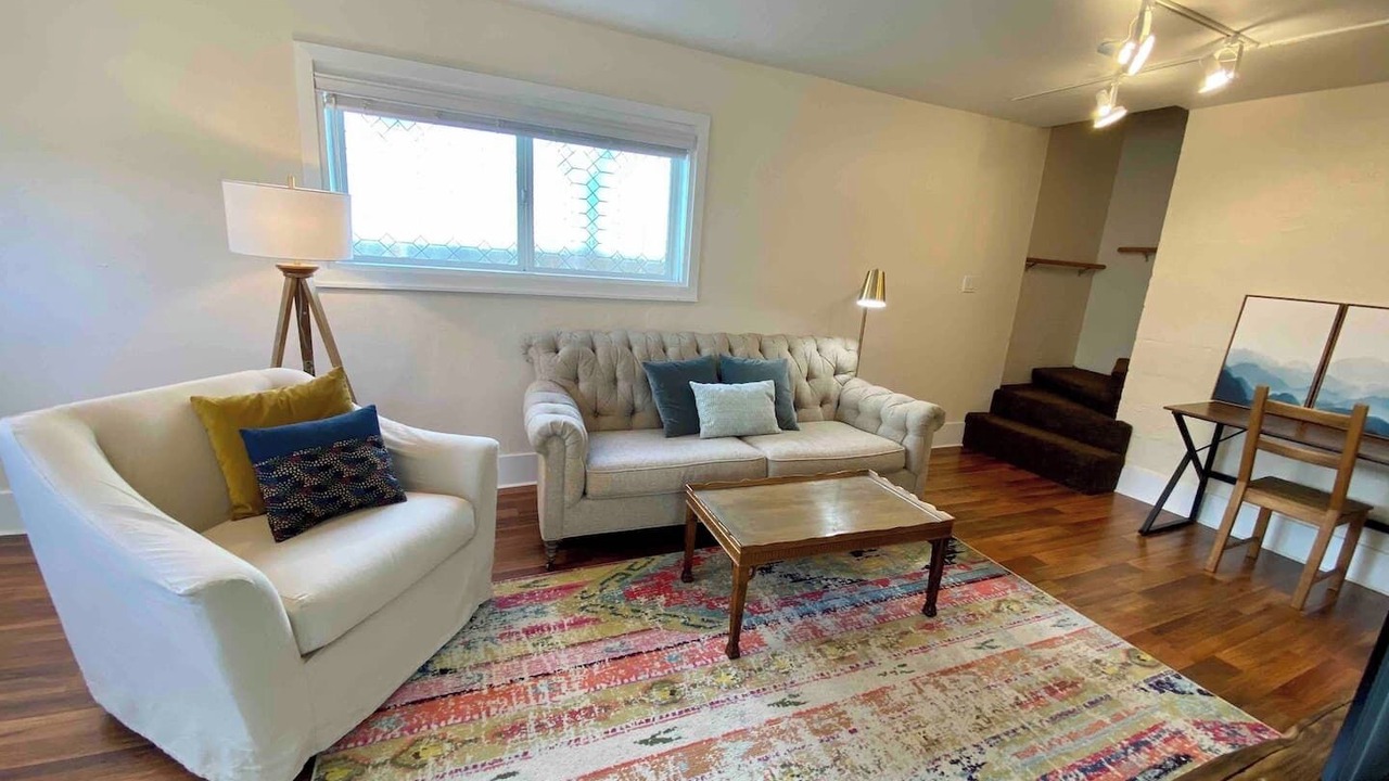Photo of Livingroom in Riverfront