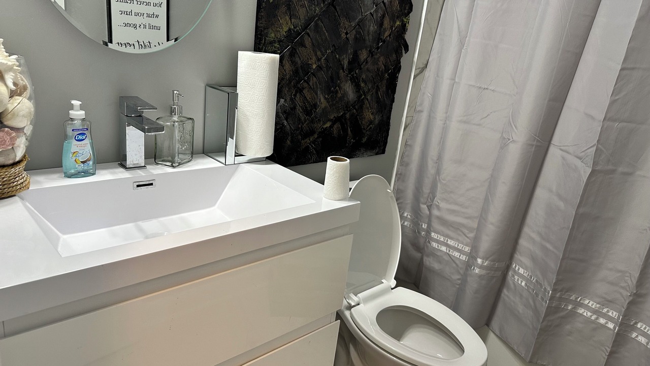 Photo of Bathroom in West Memphis