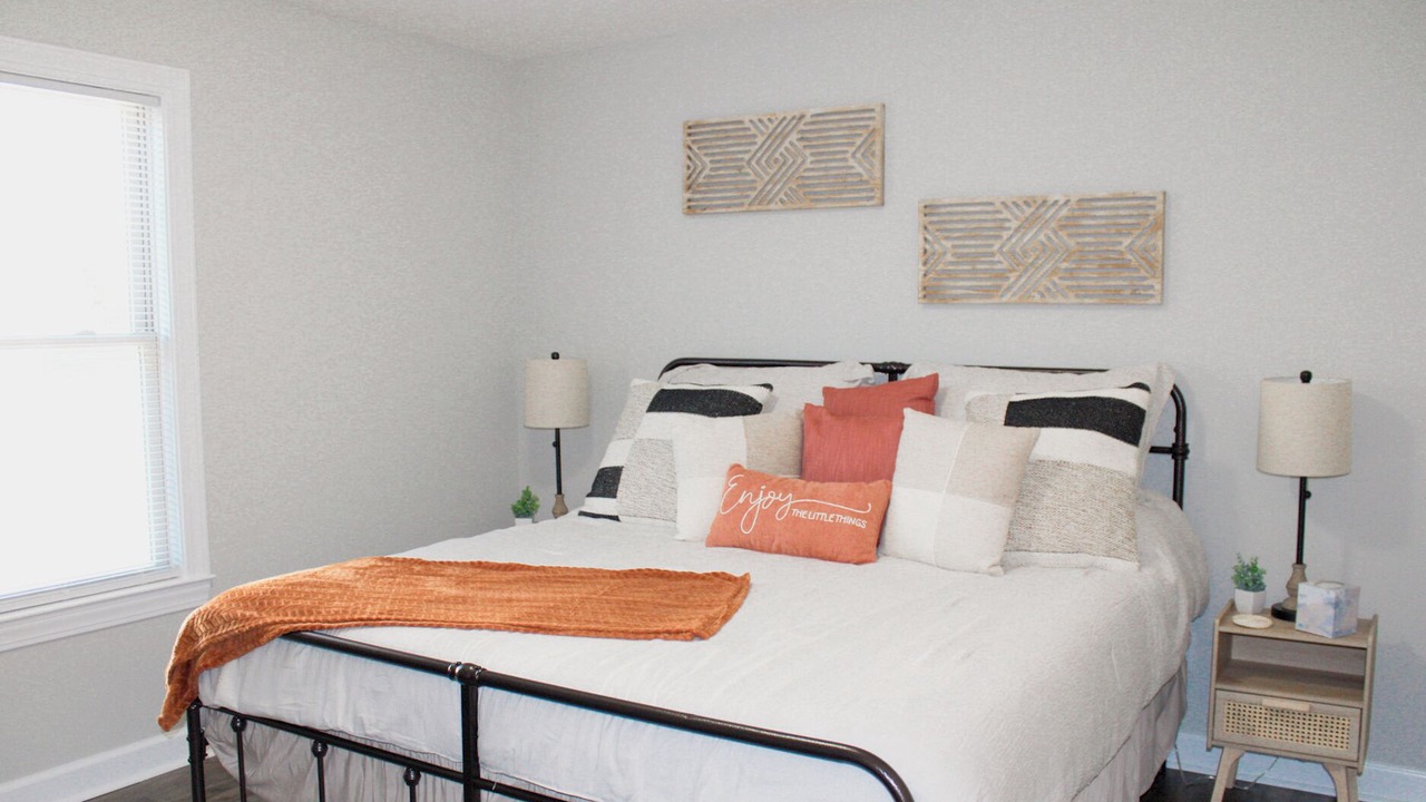 Photo of Bedroom in Savannah