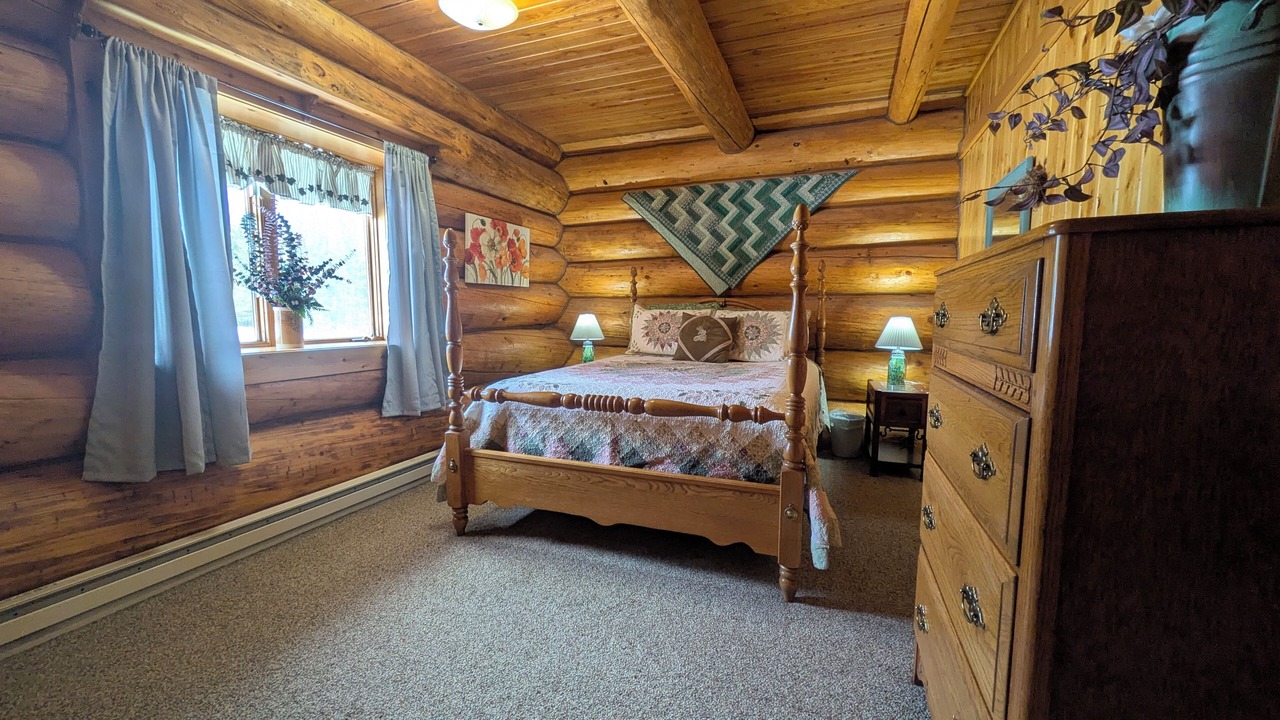 Photo of Bedroom in Seeley Lake
