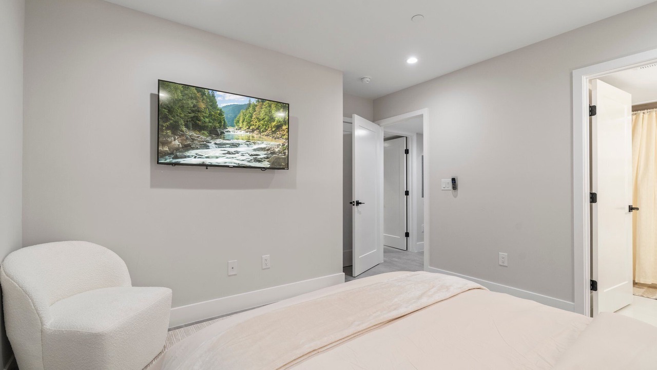 Photo of Bedroom in Poplar