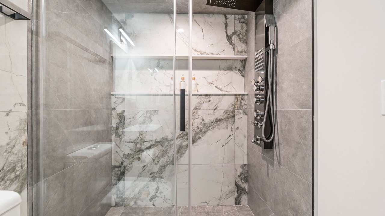 Photo of Bathroom in Poplar