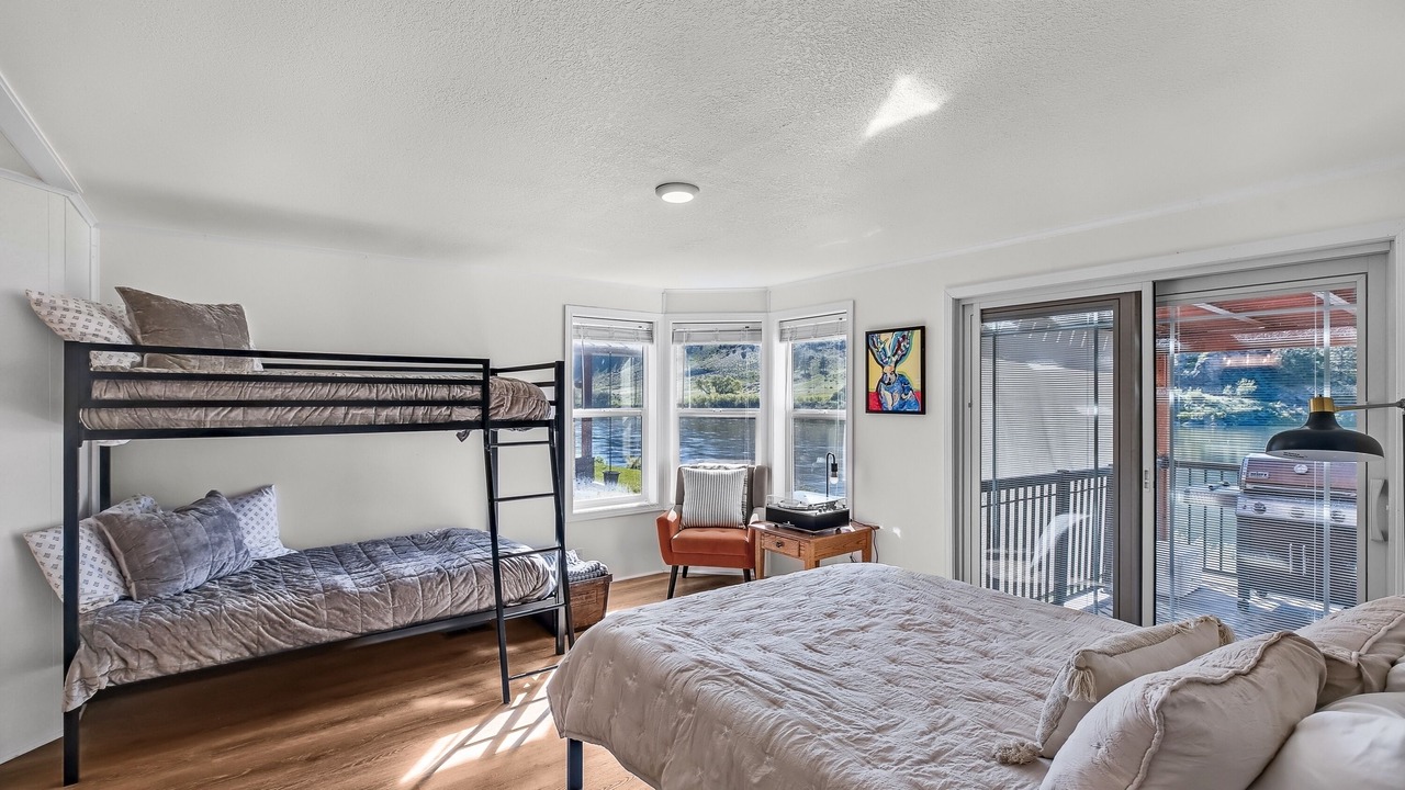 Photo of Bedroom in Cascade