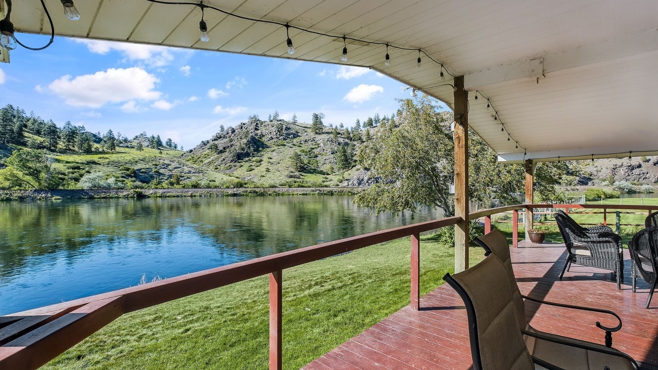 Photo of Patio Balcony in Cascade