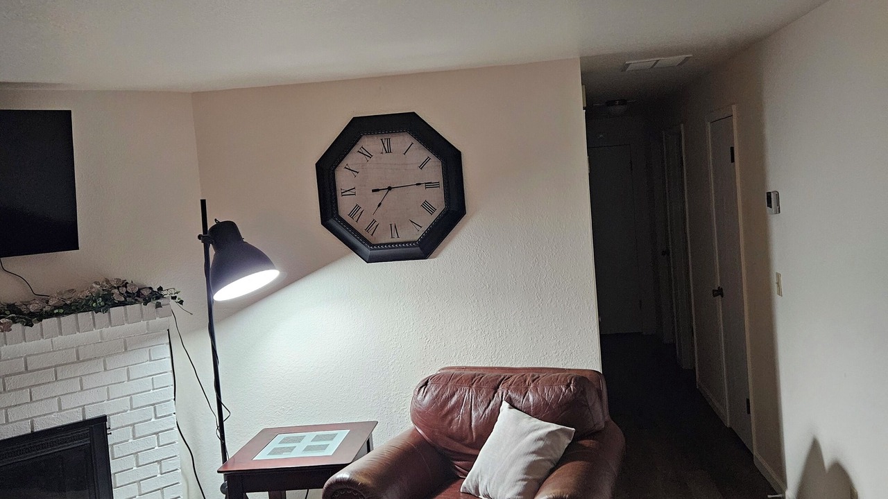 Photo of Livingroom in West Valley