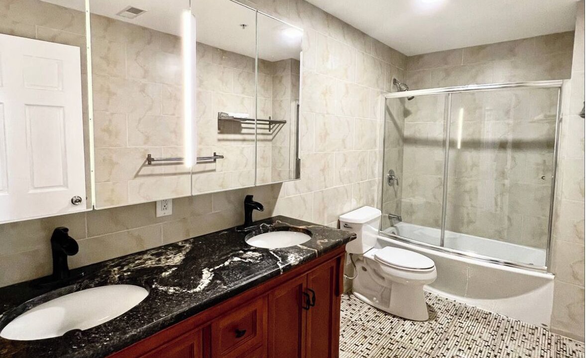 Photo of Bathroom in Chinatown