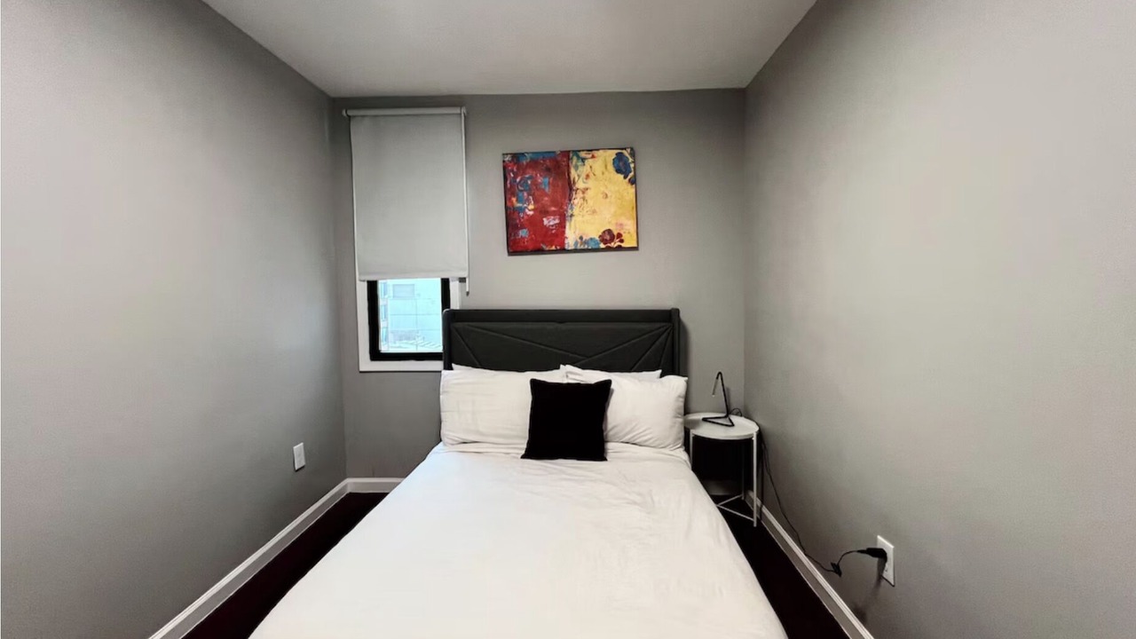 Photo of Bedroom in Chinatown