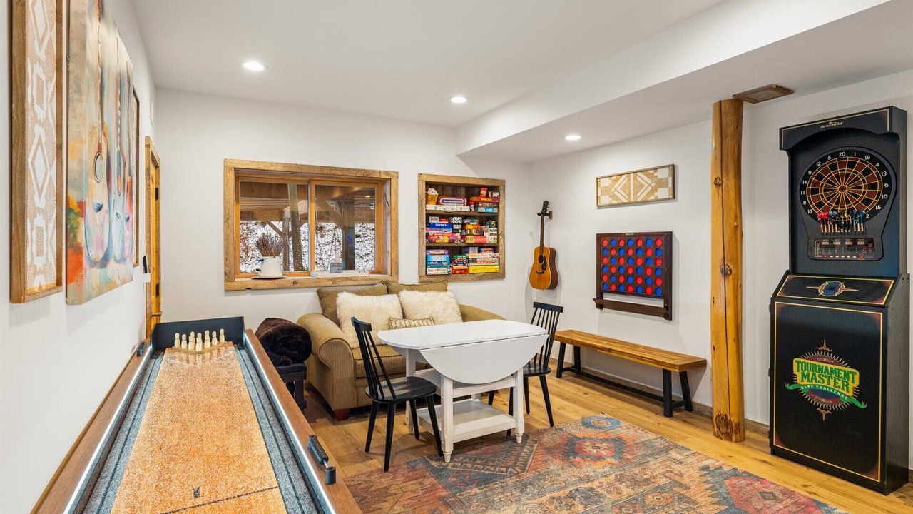 Photo of Bedroom in Townsend