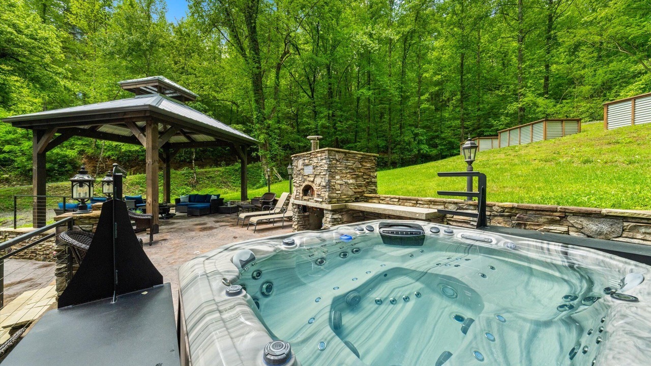 Photo of Outdoor in Townsend