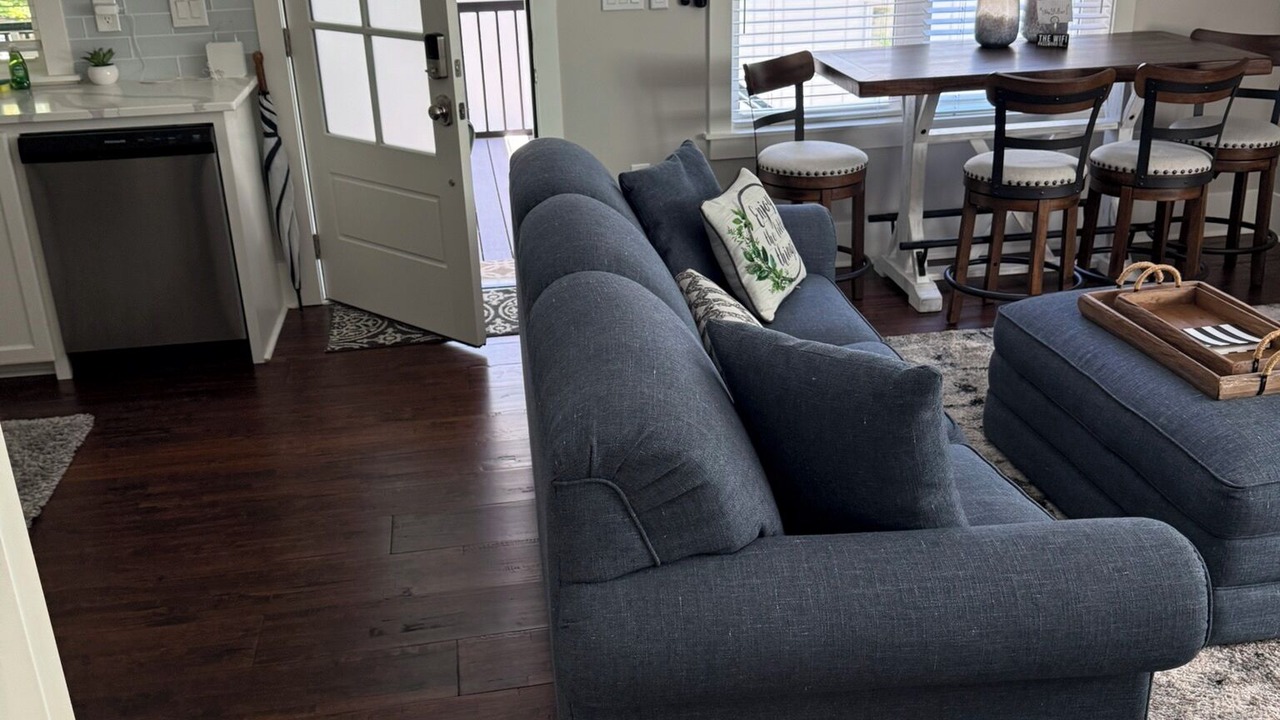 Photo of Livingroom in Lexington