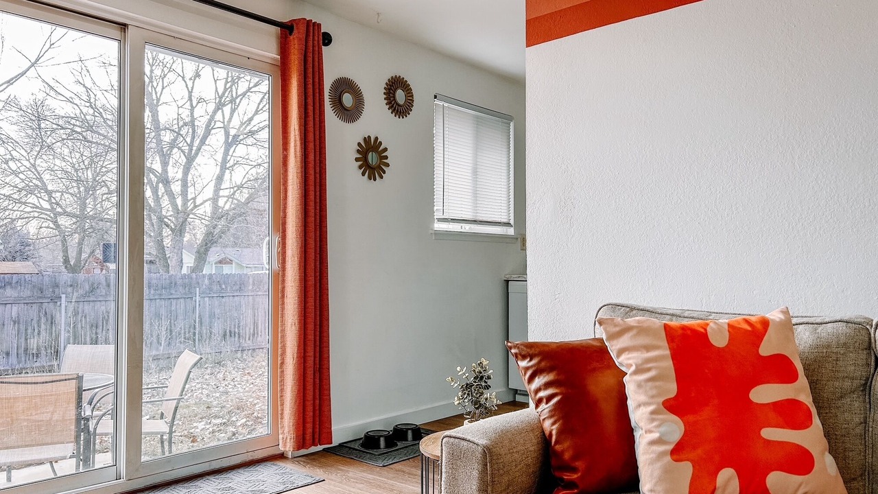 Photo of Livingroom in West Valley