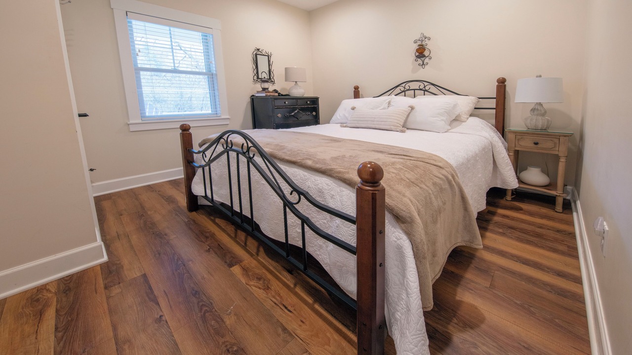 Photo of Bedroom in Loudonville