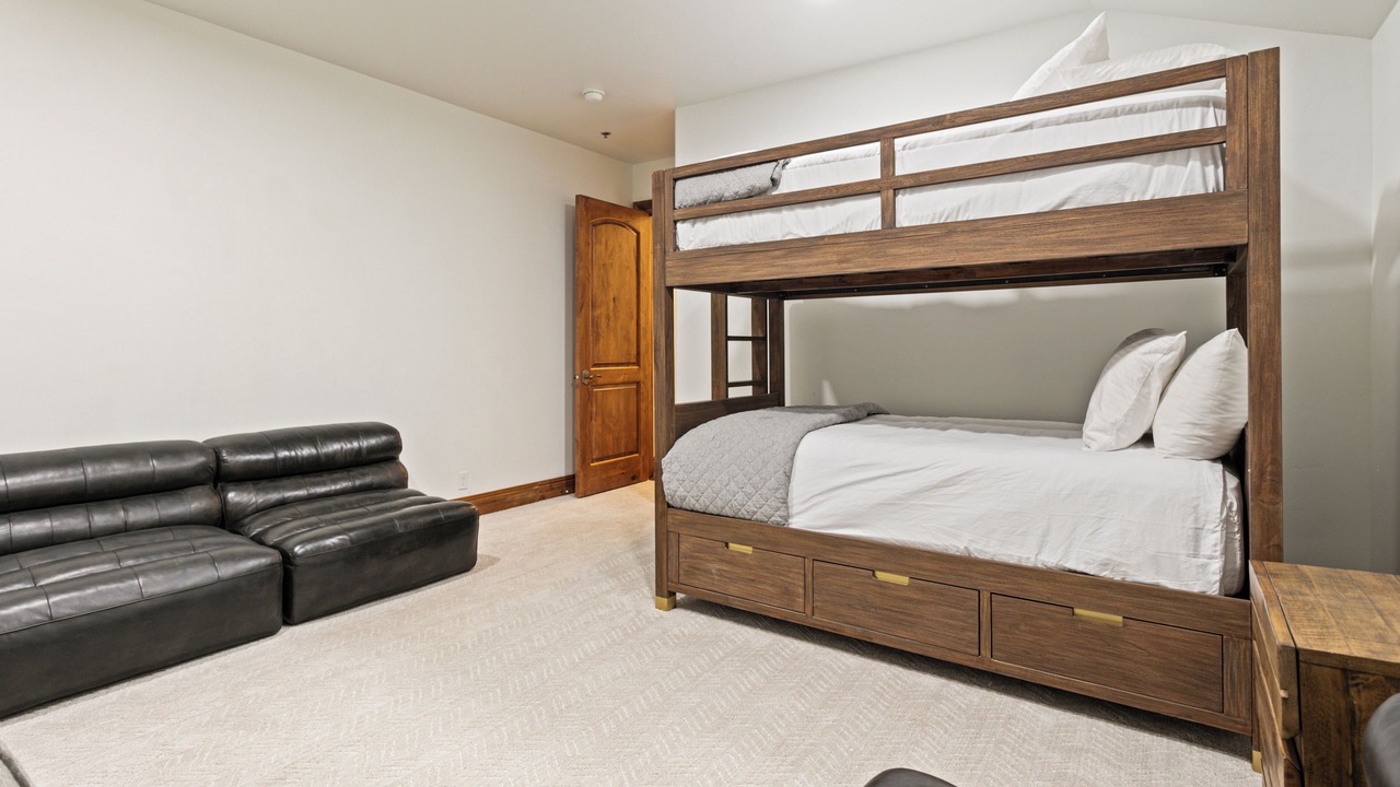 Photo of Bedroom in Empire Pass