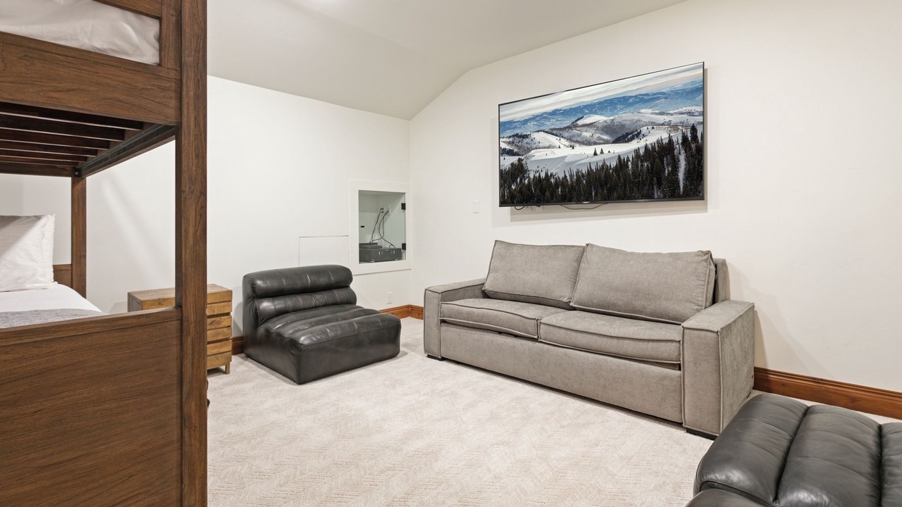 Photo of Livingroom in Empire Pass