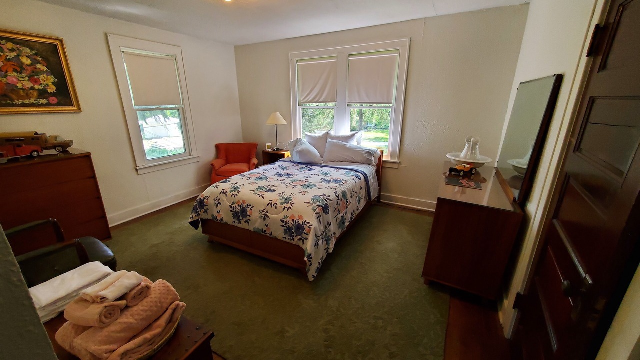 Photo of Bedroom in Fremont