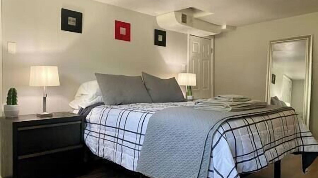 Photo of Bedroom in South Salt Lake