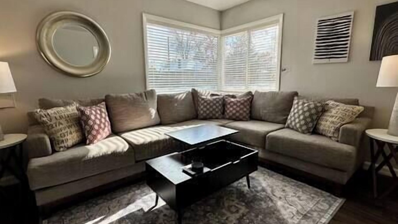 Photo of Livingroom in South Salt Lake