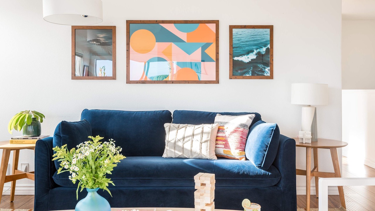 Photo of Livingroom in North Pacific Beach