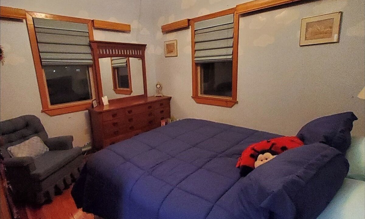 Photo of Bedroom in Orangeburg County