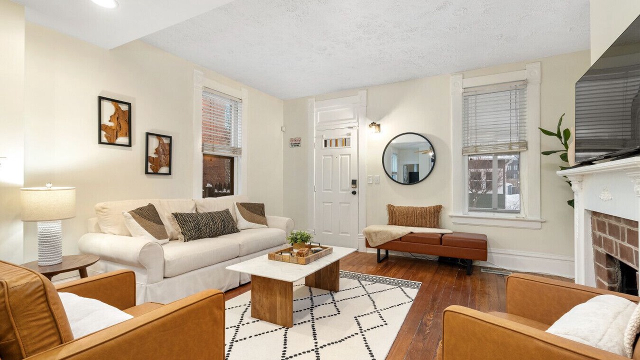 Photo of Livingroom in Downtown Columbus