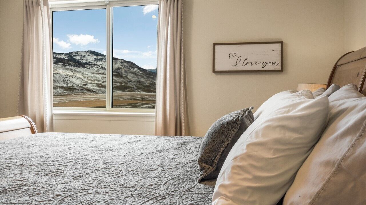 Photo of Bedroom in Gardiner