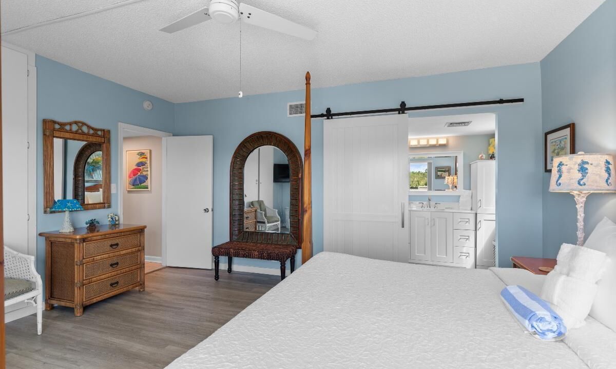 Photo of Bedroom in Georgetown County