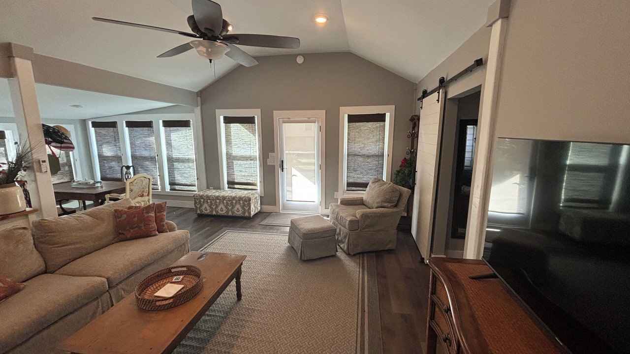 Photo of Livingroom in Walterboro