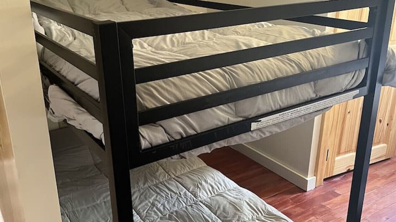 Photo of Bedroom in Meadow View Heights