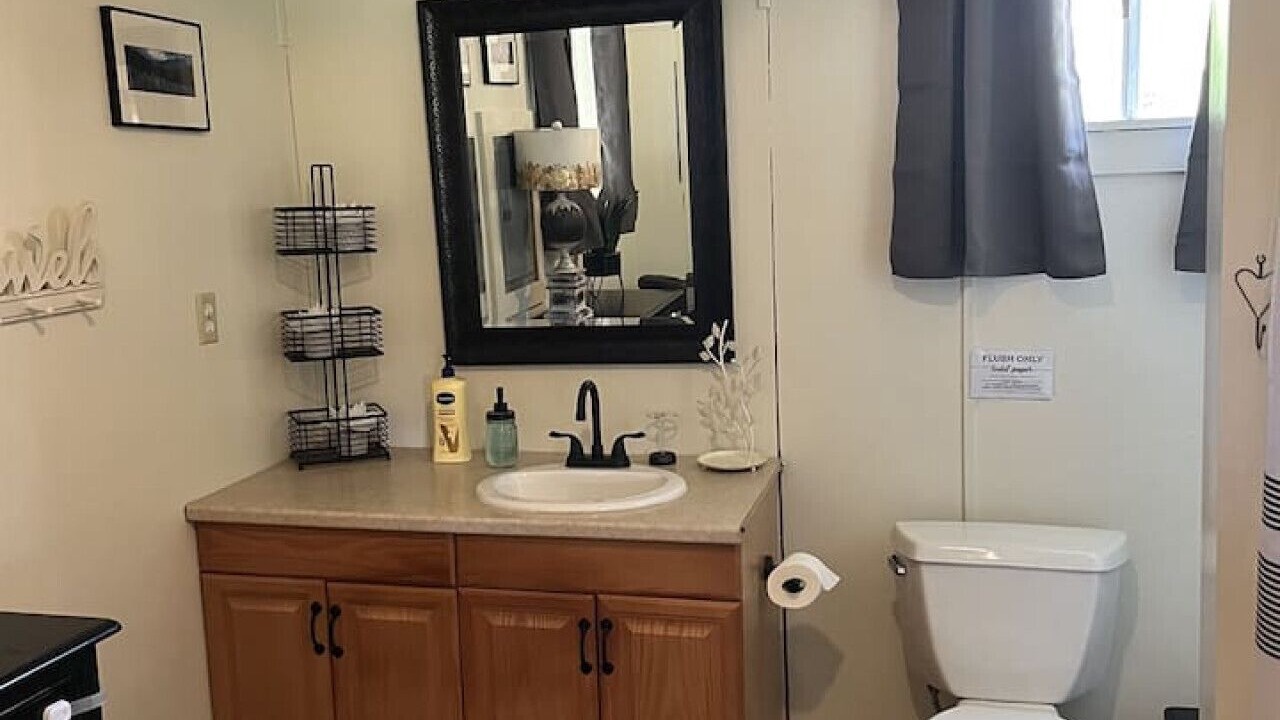 Photo of Bathroom in Meadow View Heights