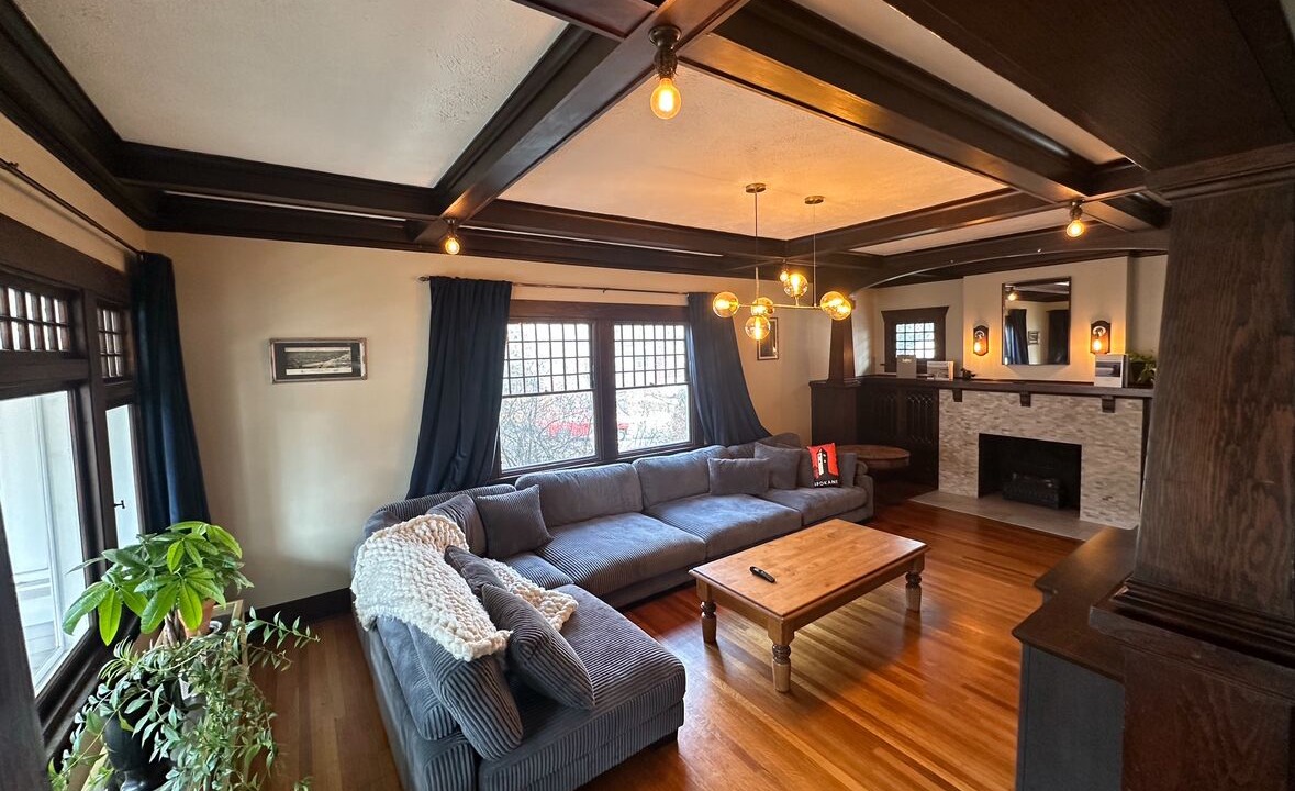 Photo of Livingroom in Manito