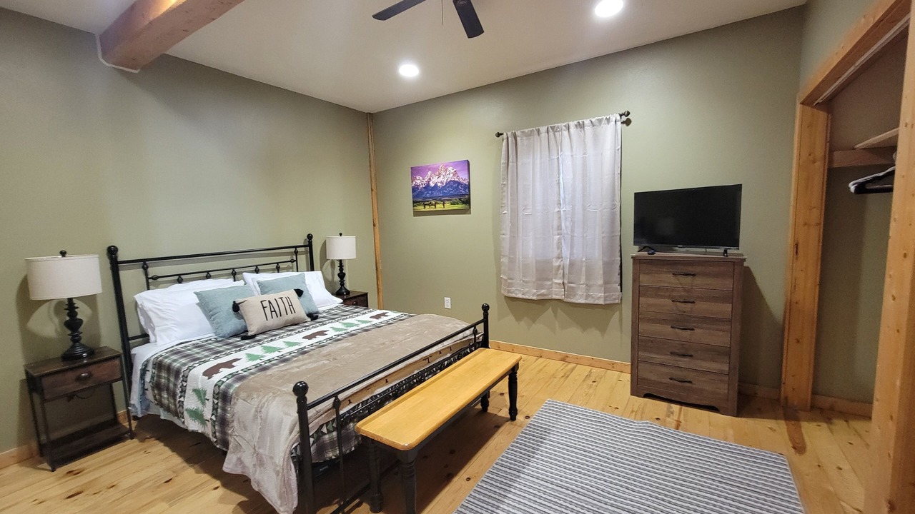 Photo of Bedroom in Riverton