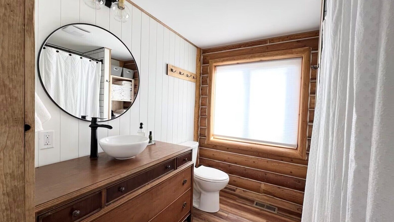 Photo of Bathroom in Greybull