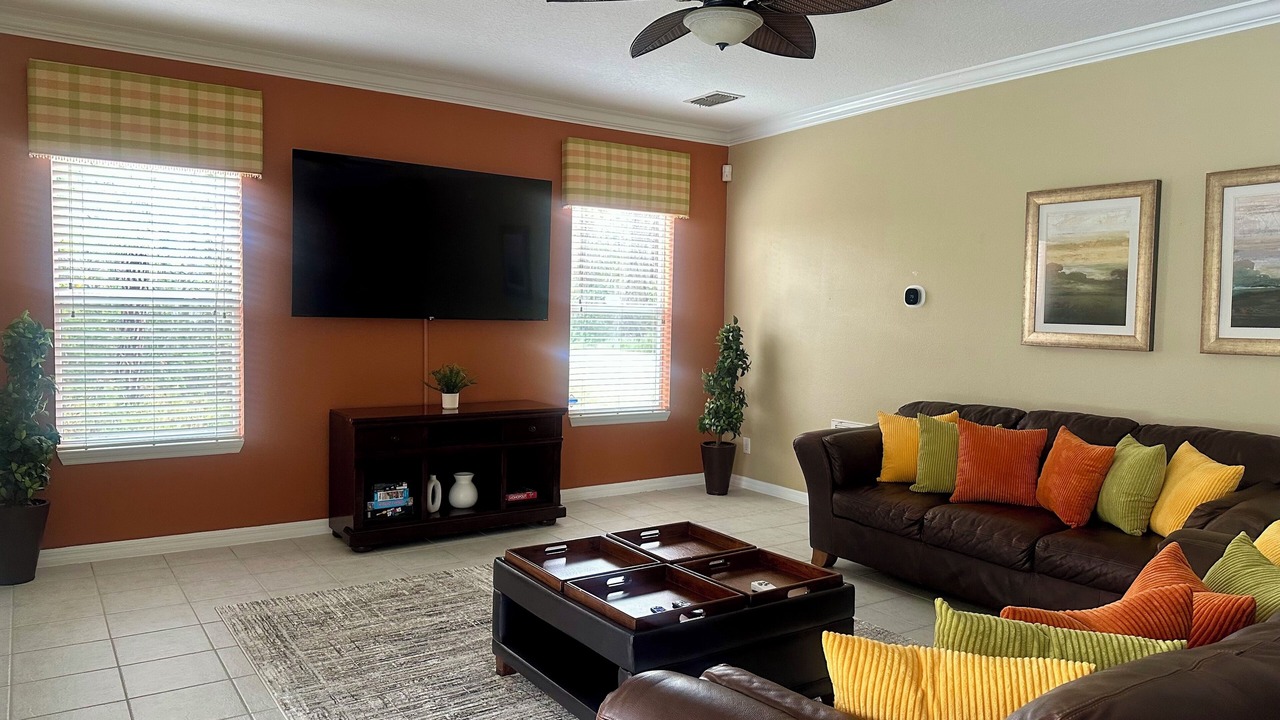 Photo of Livingroom in Watersong