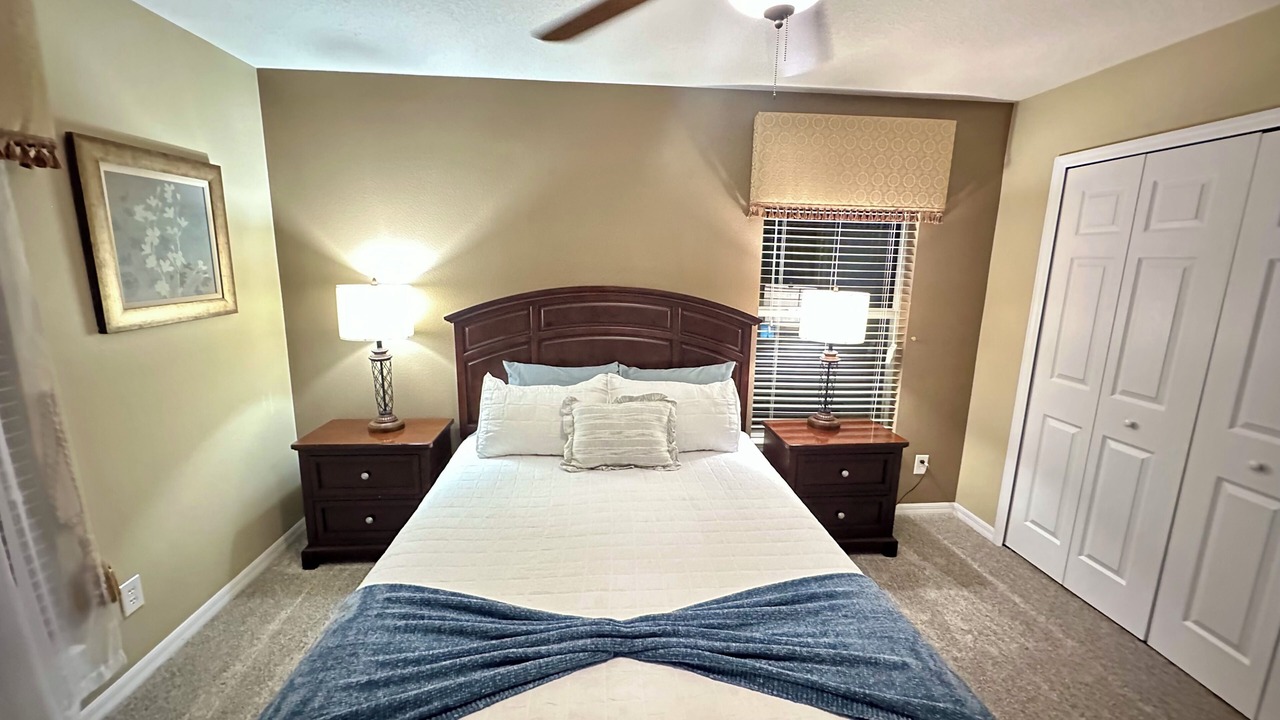 Photo of Bedroom in Watersong