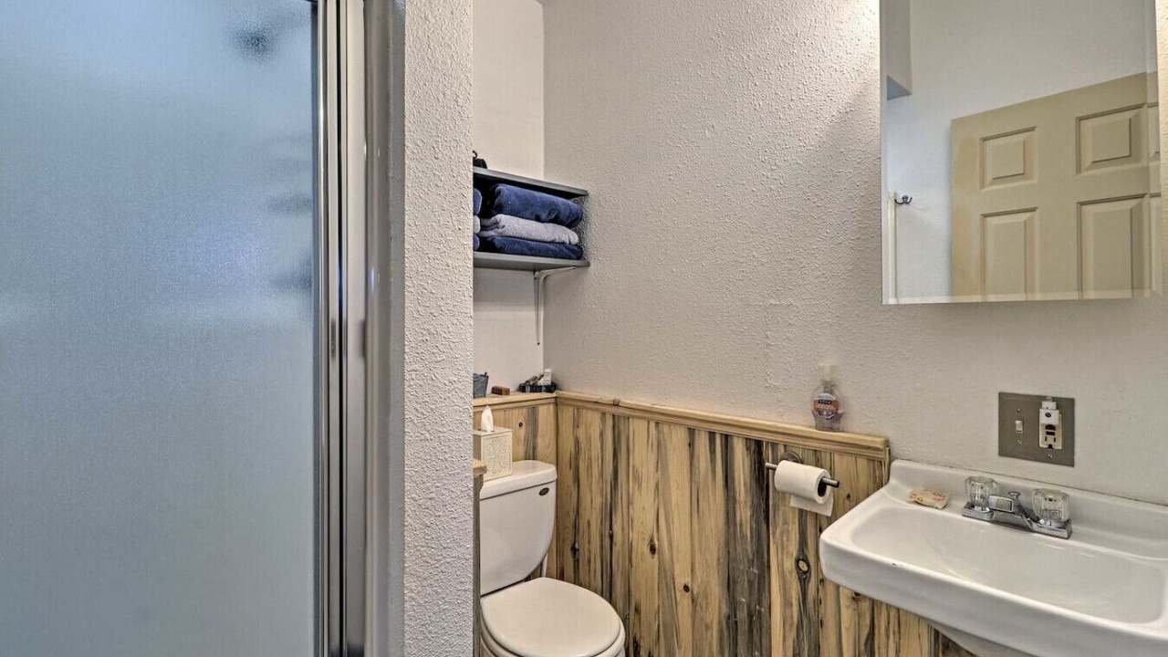 Photo of Bathroom in Babb