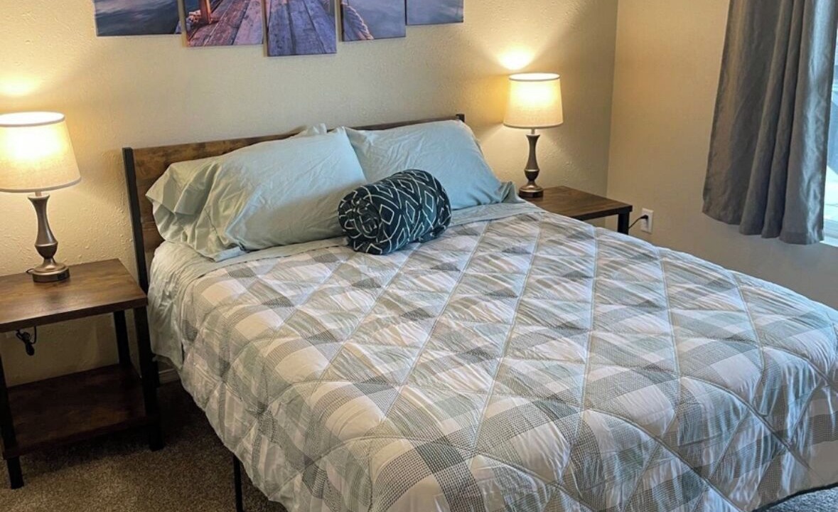 Photo of Bedroom in Franklin to the Fort
