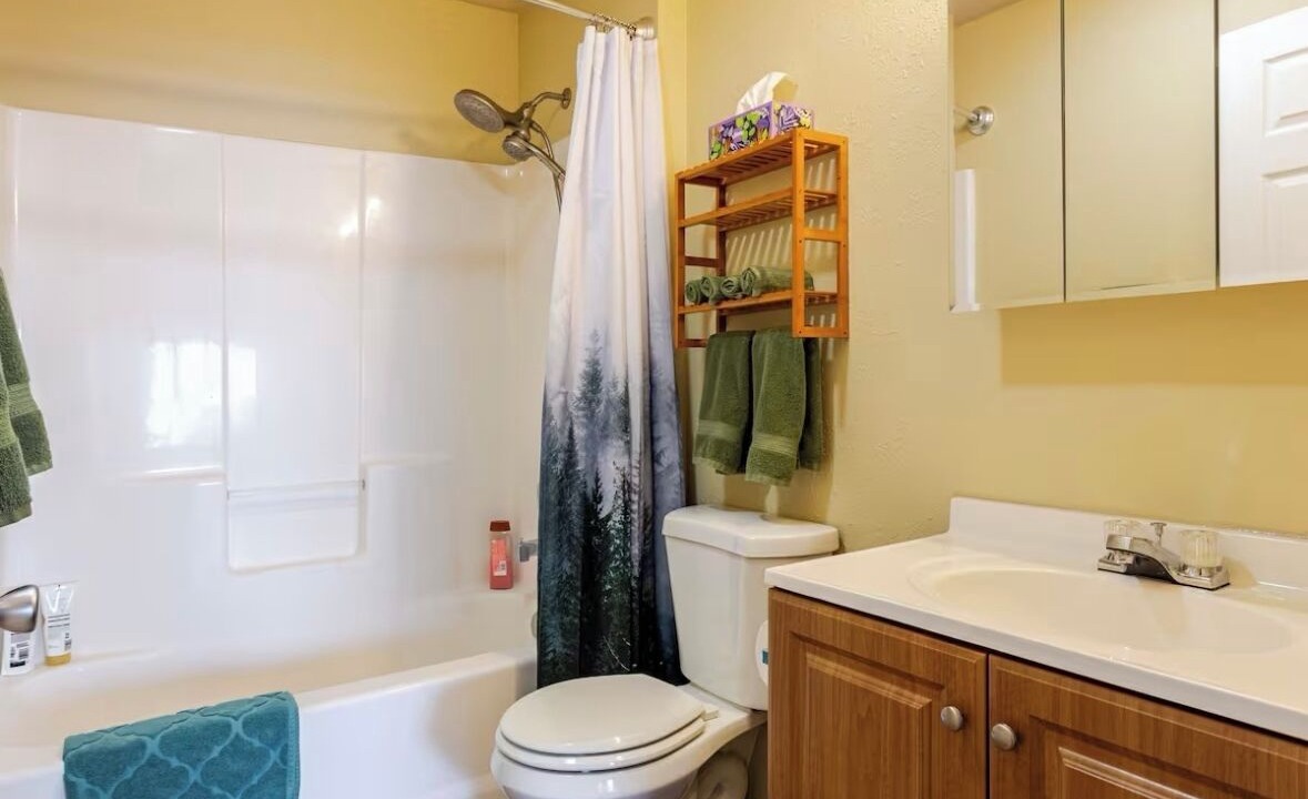 Photo of Bathroom in Franklin to the Fort