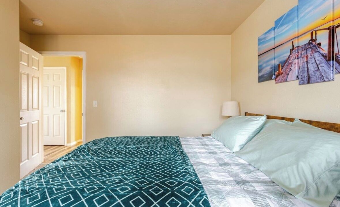 Photo of Bedroom in Franklin to the Fort