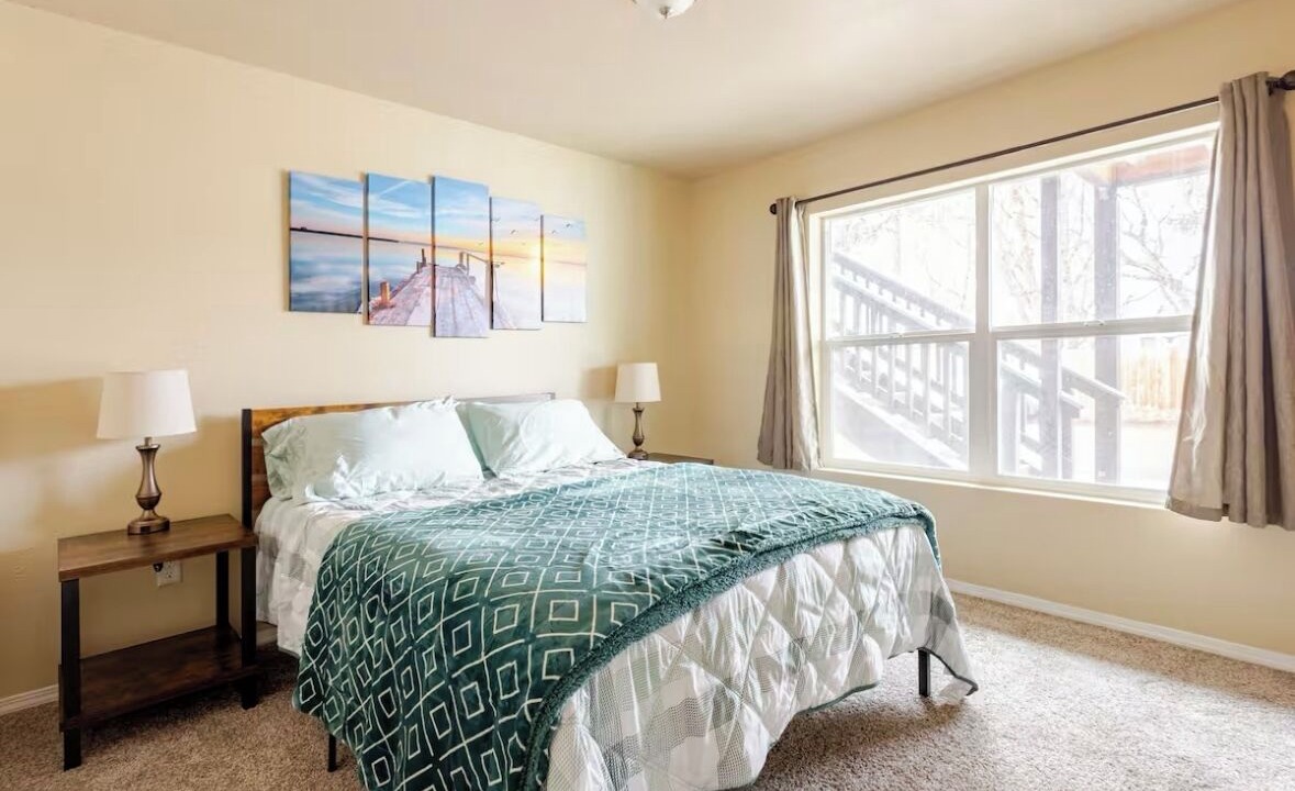 Photo of Bedroom in Franklin to the Fort