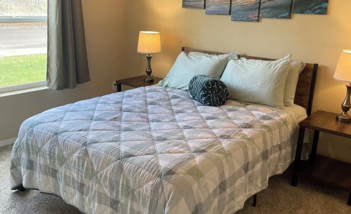 Photo of Bedroom in Franklin to the Fort