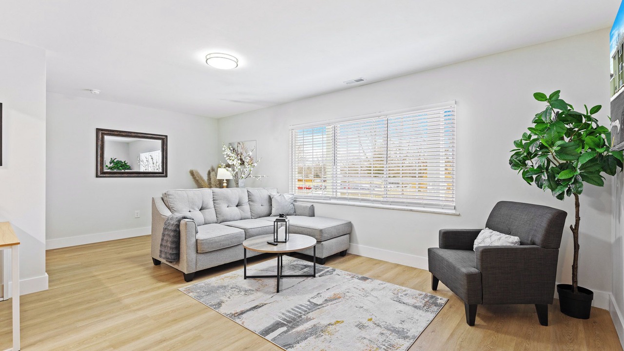Photo of Livingroom in Lawrence