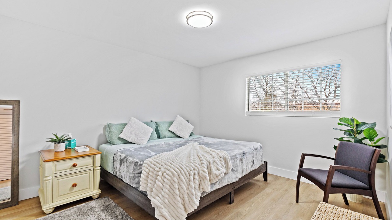 Photo of Bedroom in Lawrence