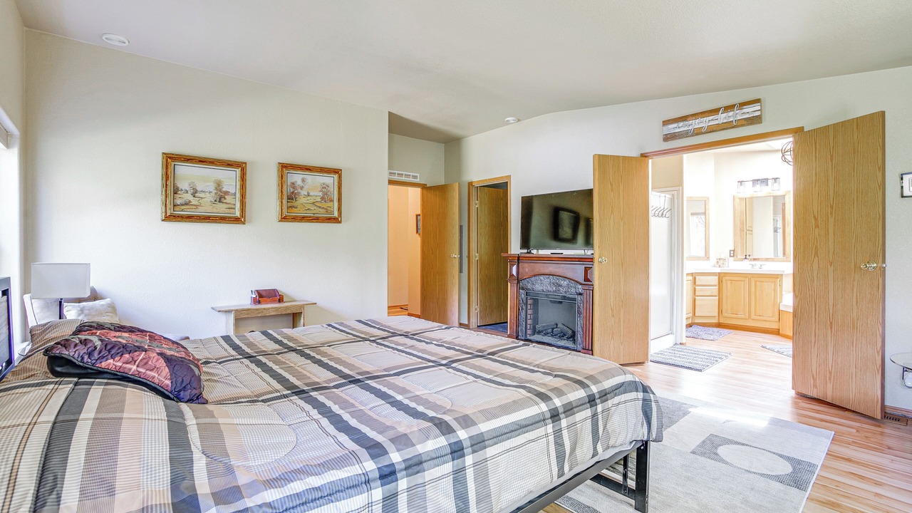 Photo of Bedroom in Mead